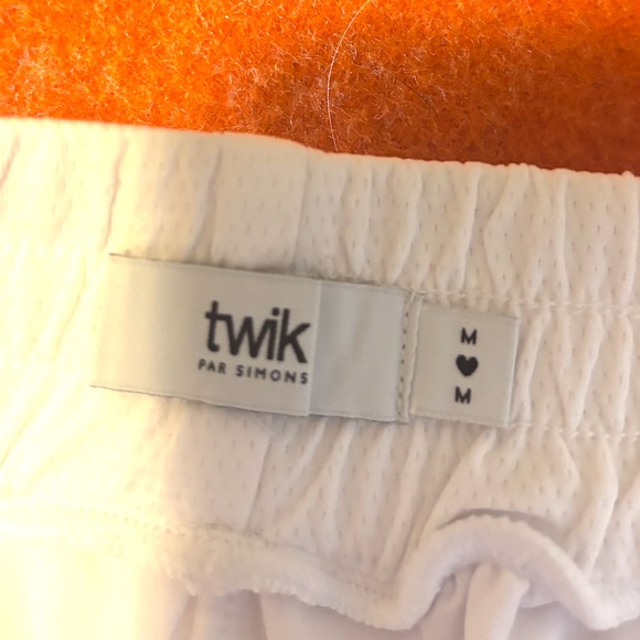 White side snap wide leg pants NWT - Picture 6 of 10